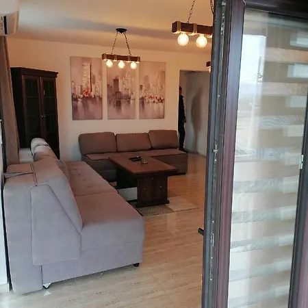 Affittacamere Ika 9n 3*